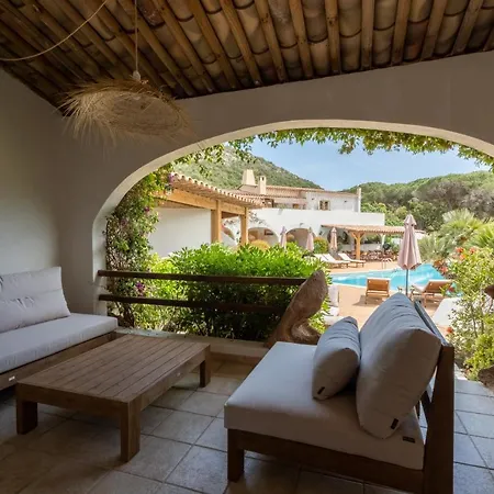 Готель Palombaggia